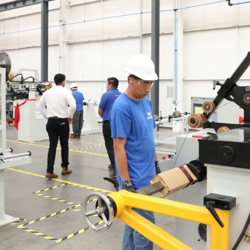 Inauguran planta fabricante de transformadores eléctricos en Guanajuato.