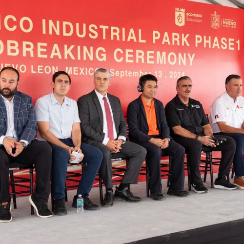 Colocan la primera piedra de Intretech en Apodaca, Nuevo León.