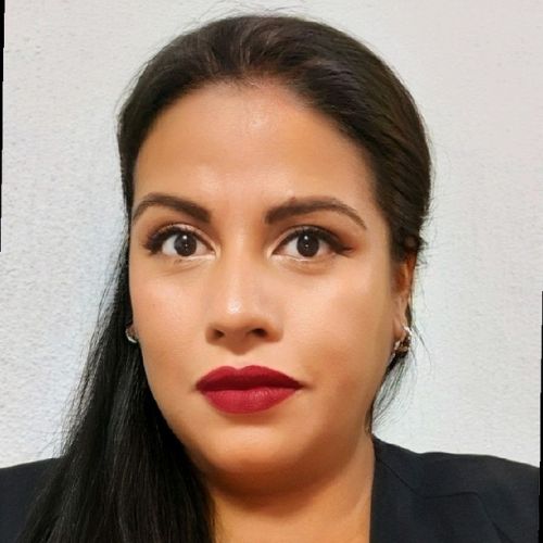 Adriana Rivera, jefe de compras indirectas de Aernnova México.