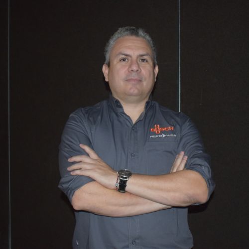 Andrés Flores, sourcing hub manager de BUSCH Vacuum México.