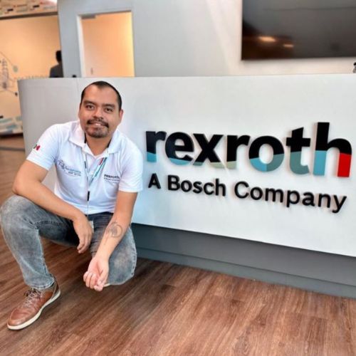 José Alegría, ingeniero de Proyectos de Compras de Bosch Rexroth en Querétaro.