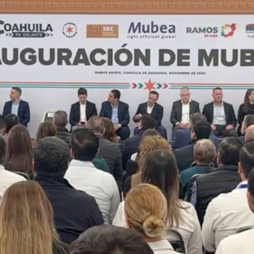 Directivos de Mubea y representantes gubernamentales inauguran la tercera planta de Mubea en Coahuila y la quinta en México.