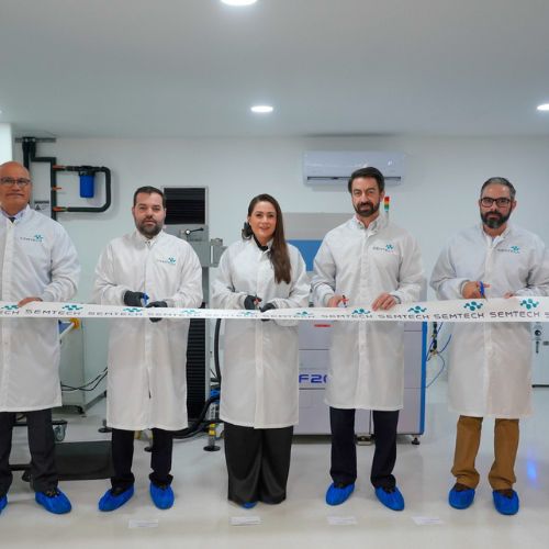 La inauguración de estas instalaciones de la empresa estadounidense posiciona a Aguascalientes como un estado clave para la innovación tecnológica y la industria de semiconductores en México.