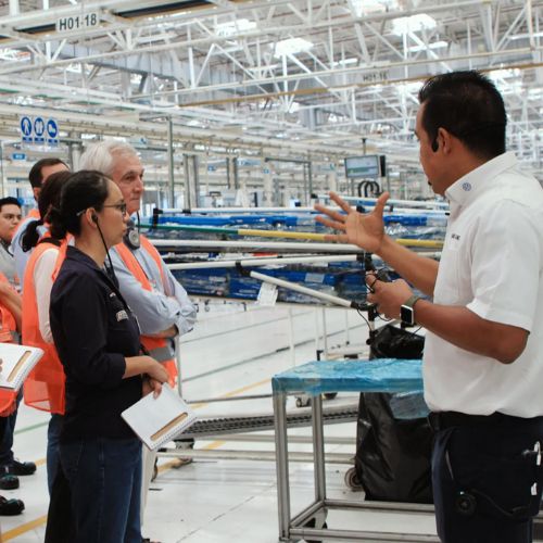 El recorrido por la planta de Volkswagen en Silao, Guanajuato, duró aproximadamente una hora y media, en donde la empresa mostró a medios de comunicación sus procesos.