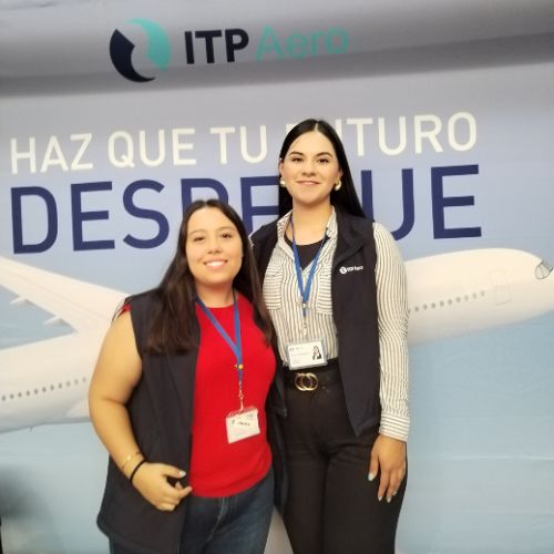 Brenda León y Rocío Estrella, representantes de Recursos Humanos de ITP Aero.